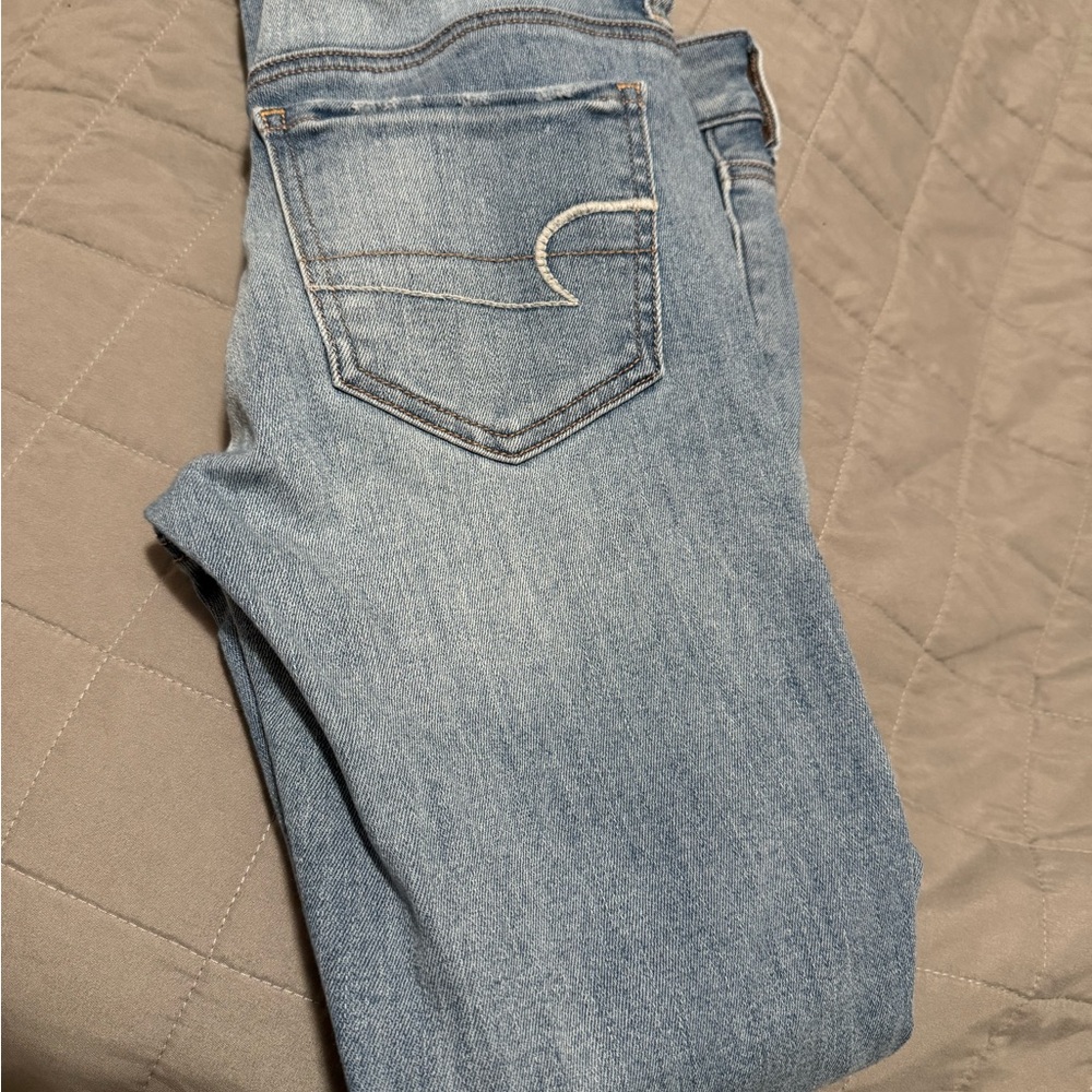 American Eagle Outfitters Women’s Light Blue Stretch Jeans